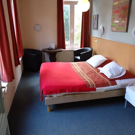 Ensor Hotel 2*